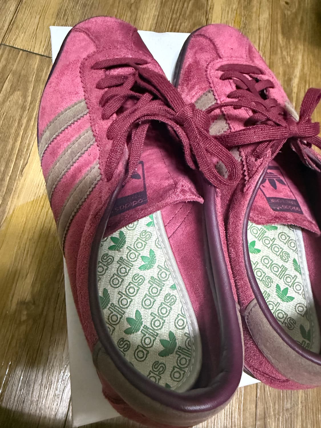 아디다스 토바코 버건디 상품이미지3