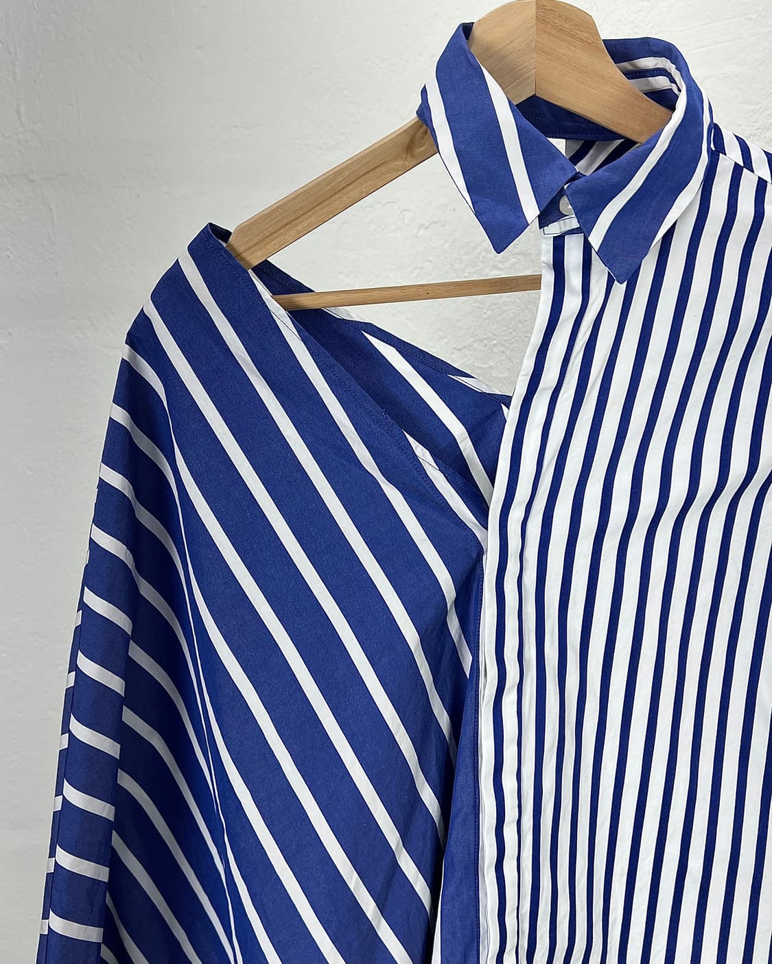 파세타즘 18ss 스트라이프 코튼 비대칭 포플린 셔츠 상품이미지2