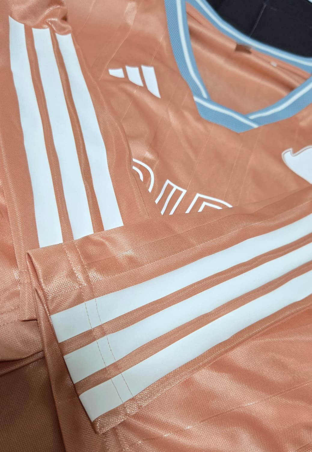 아디다스 크롭티셔츠 S사이즈 새상품❤️‍🔥 상품이미지4