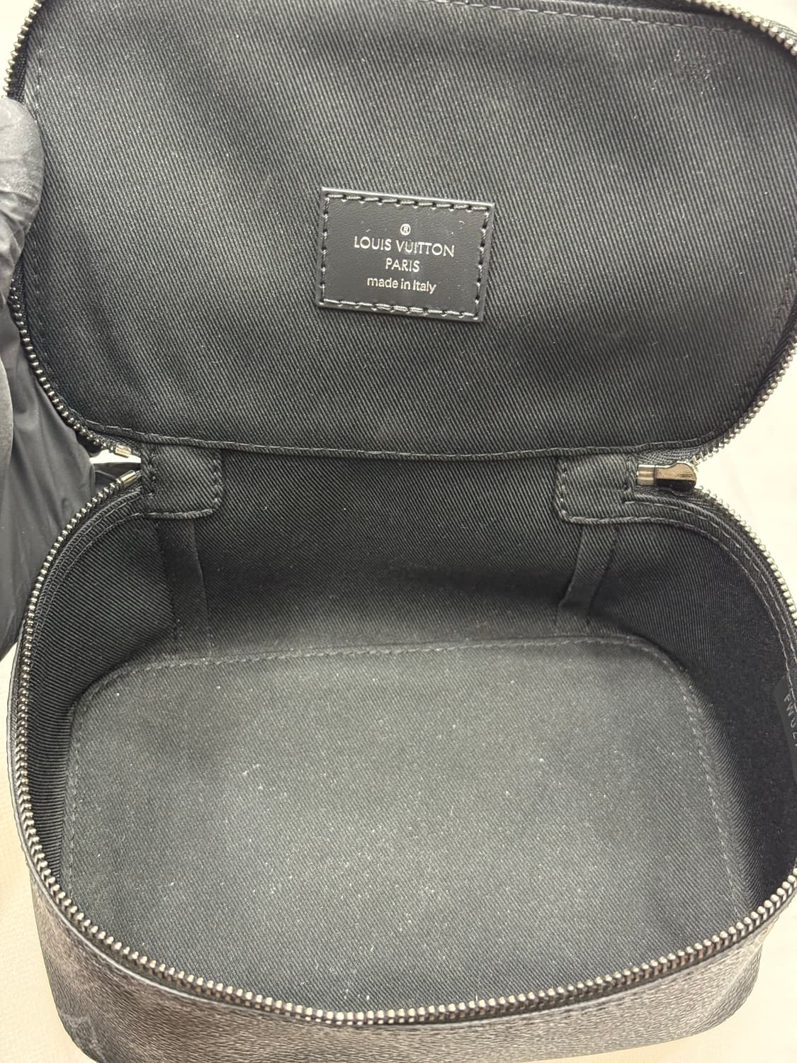 LV Cosmetic bag 상품이미지5