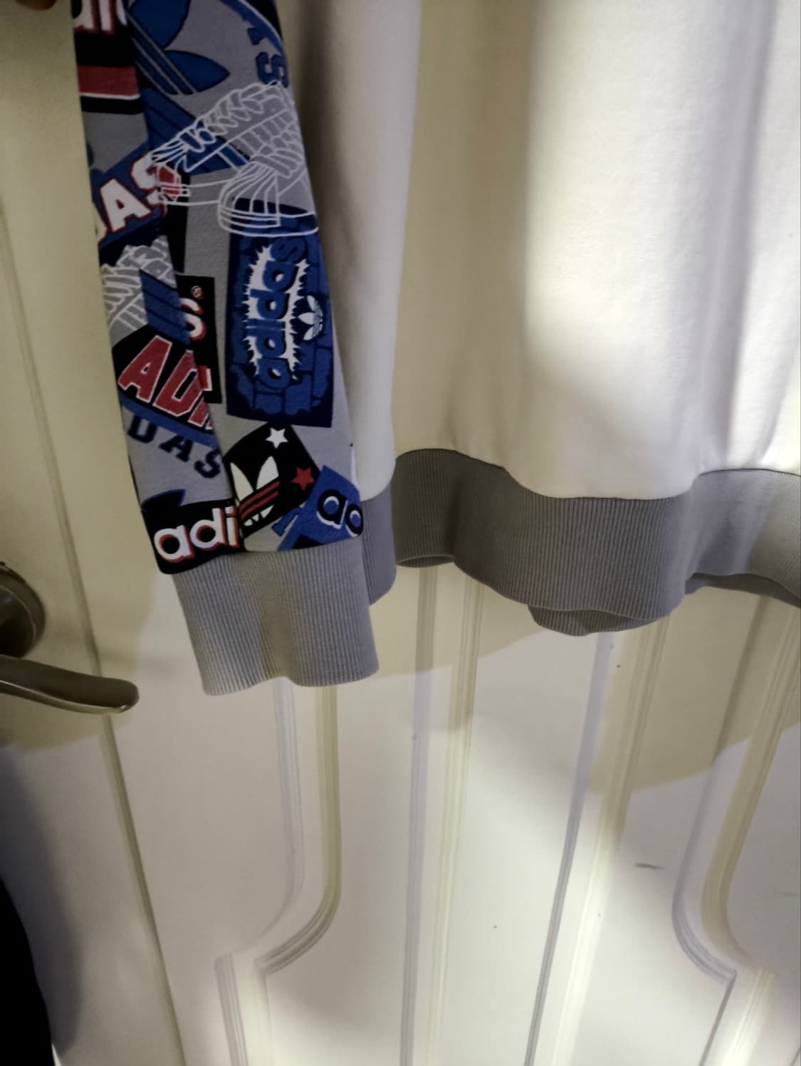 100 아디다스 x 니고 25 슬램크루 맨투맨 상품이미지3