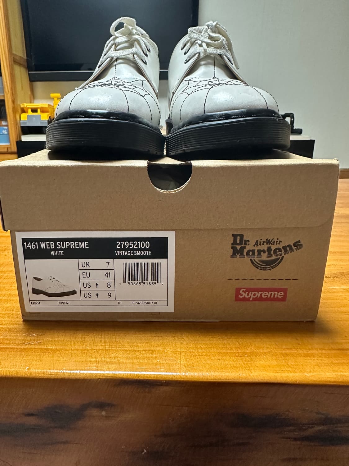 닥터마틴 x 슈프림 스파이더웹 3-아이 슈 화이트 uk7 상품이미지2