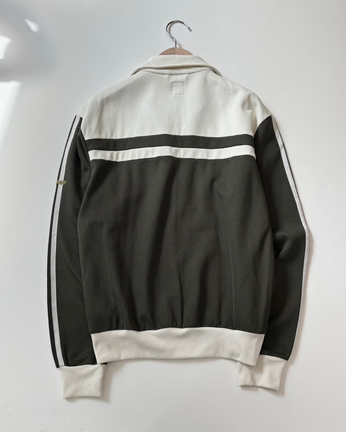 Adidas 아디다스 크림-카키 트랙탑  상품이미지4