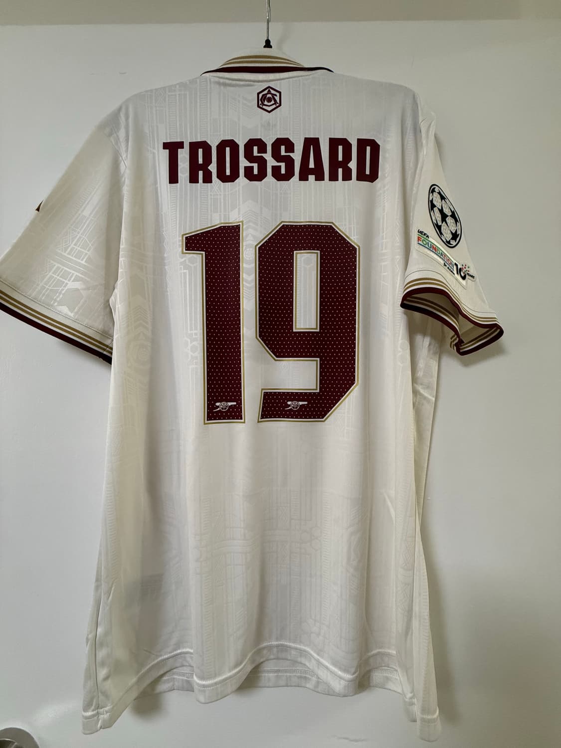 아디다스 아스날 25-26 써드 트로사르 상품이미지1