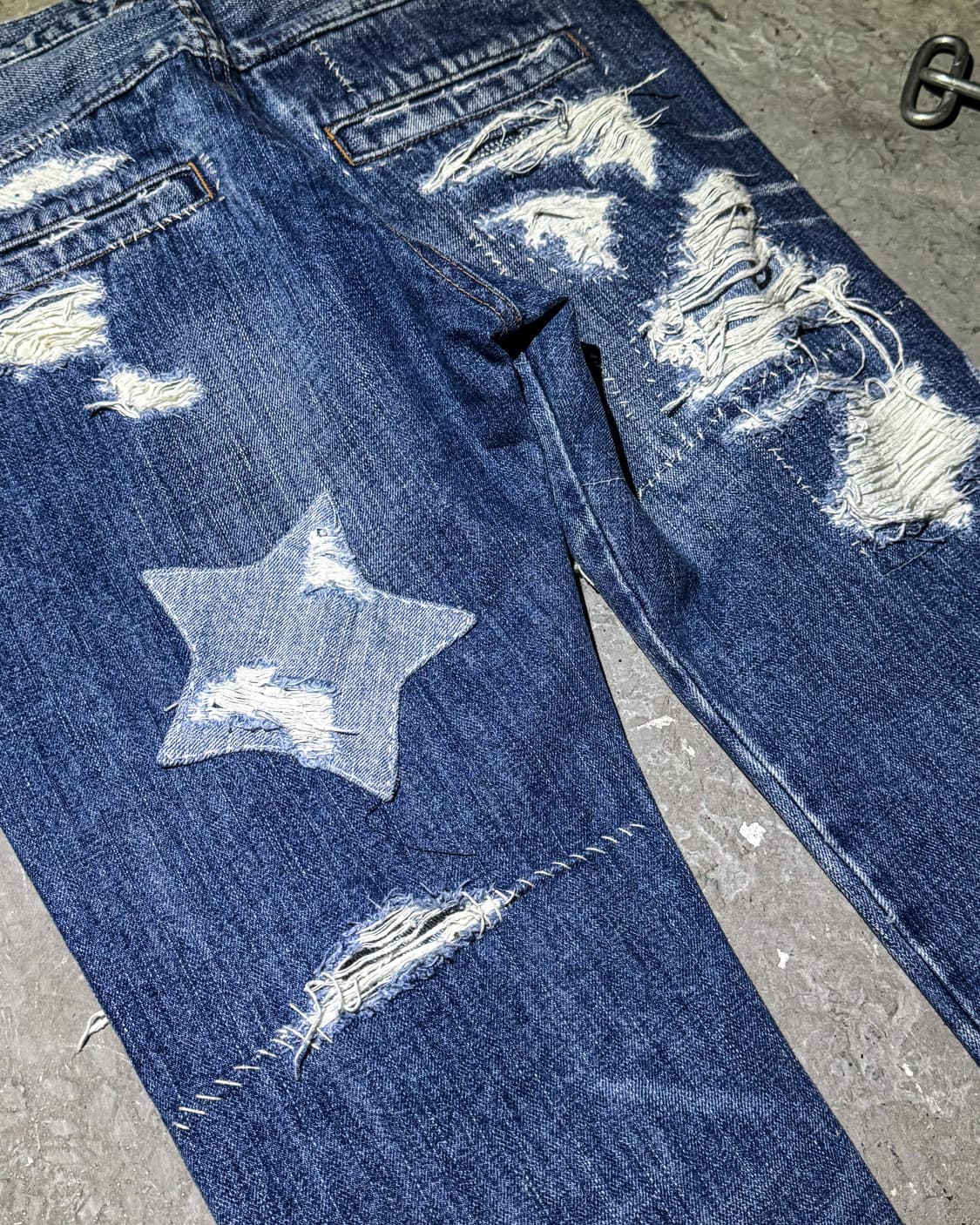 Destroyed Detail denim pants 상품이미지9