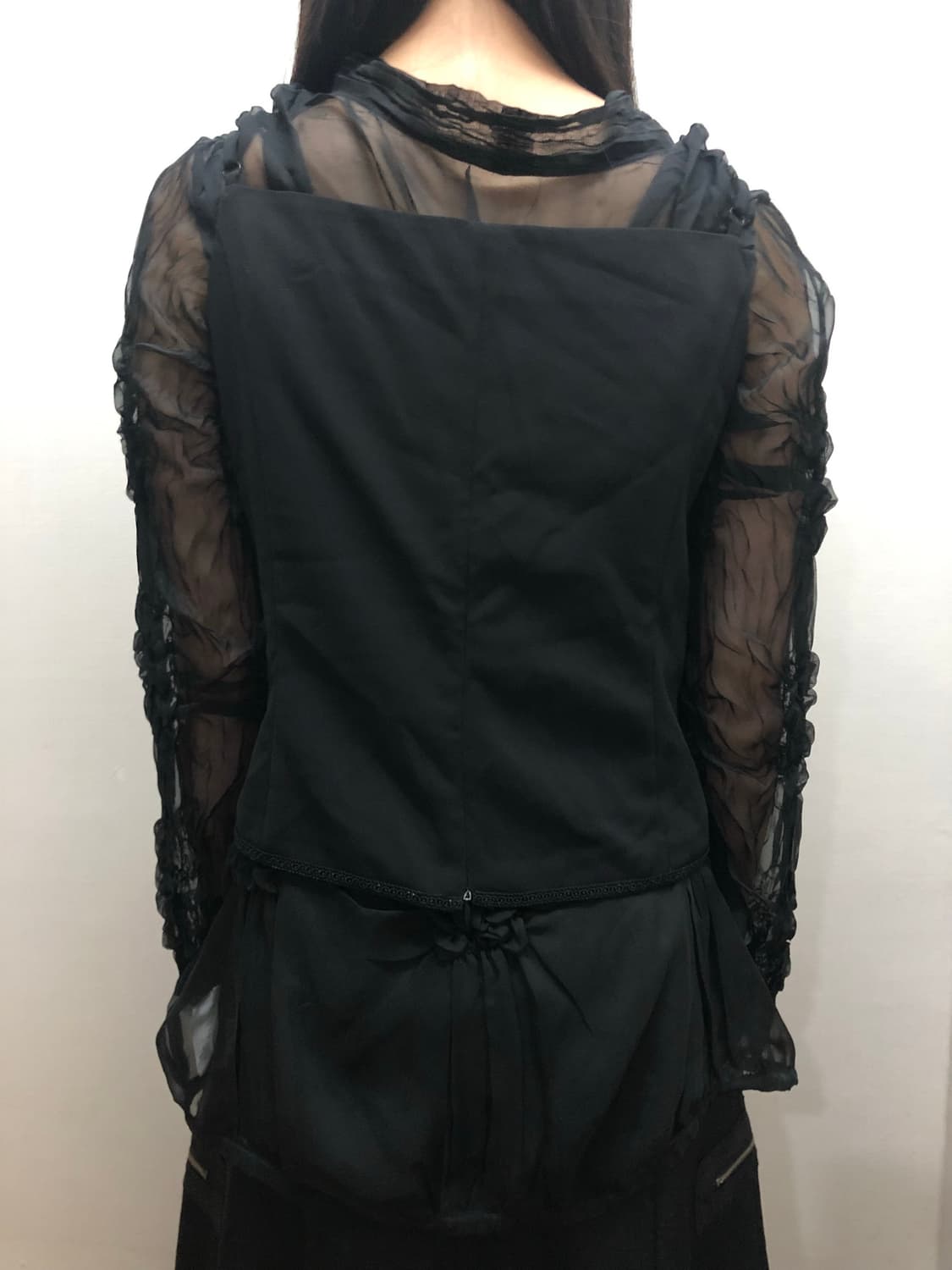 빈티지 블랙 큐빅 슬리브리스 상품이미지4