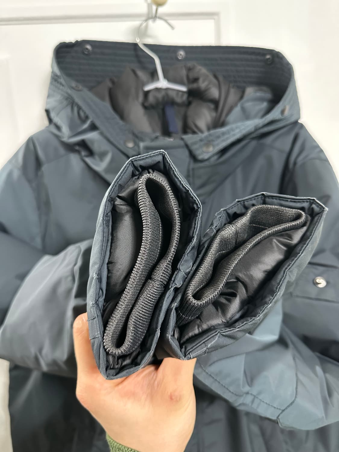 시리즈 후드 패딩 상품이미지3