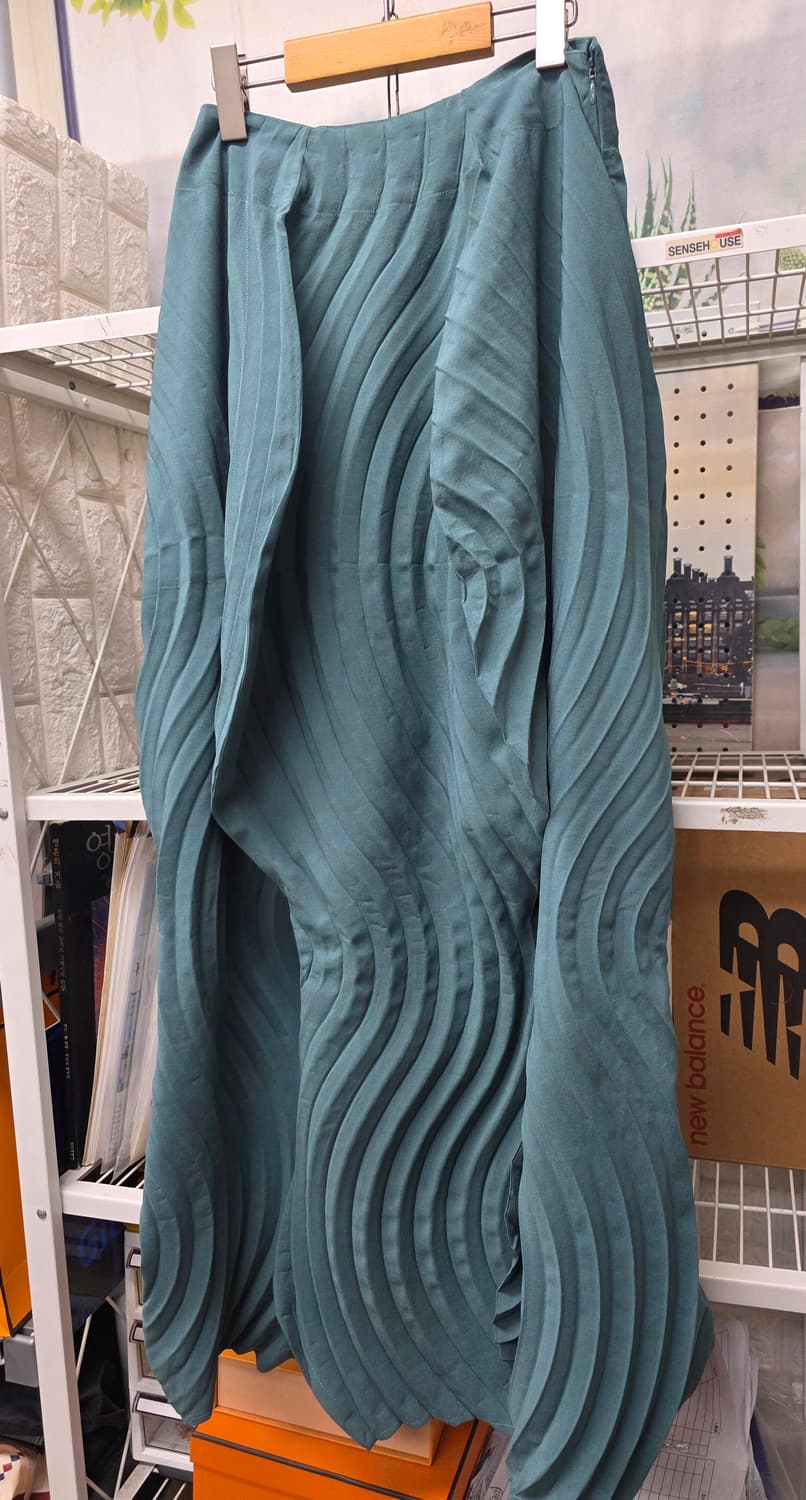 이세이미야케 레조넌트 롱스커트 26 아트웨어 플리츠 3사이즈 WM52 상품이미지2