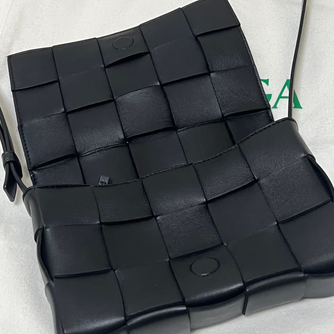 보테가베네타 카세트백 블랙 3/17까지 판매 상품이미지4