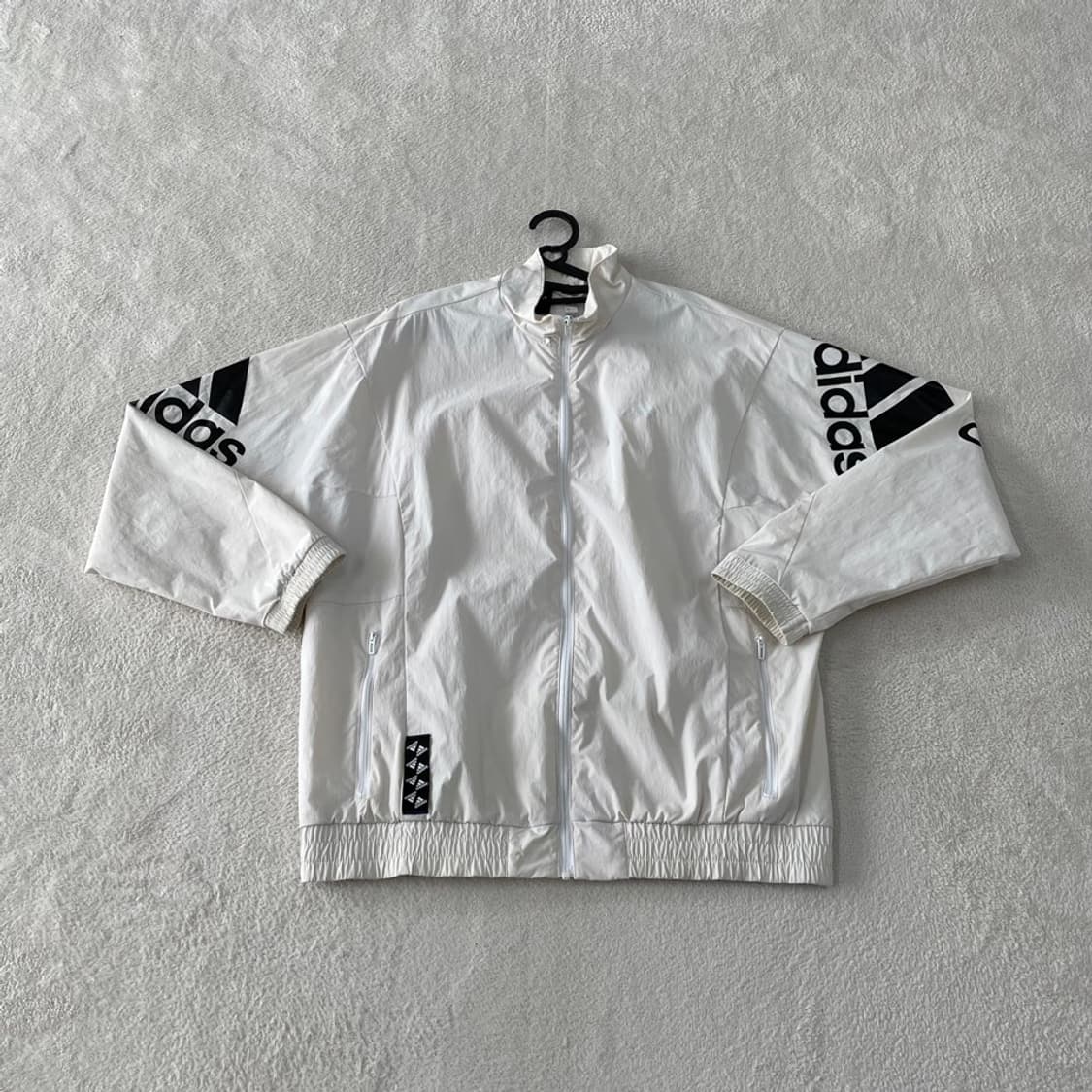 XL 아디다스 우븐 로고 바람막이 105 상품이미지1