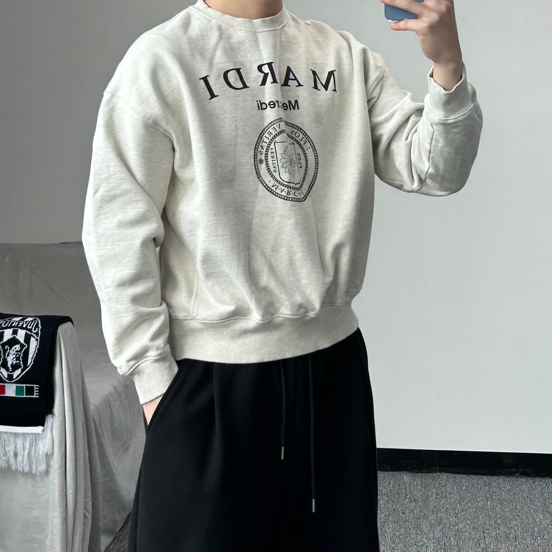 마르디 메크르디 멜란지 스웻셔츠 상품이미지10