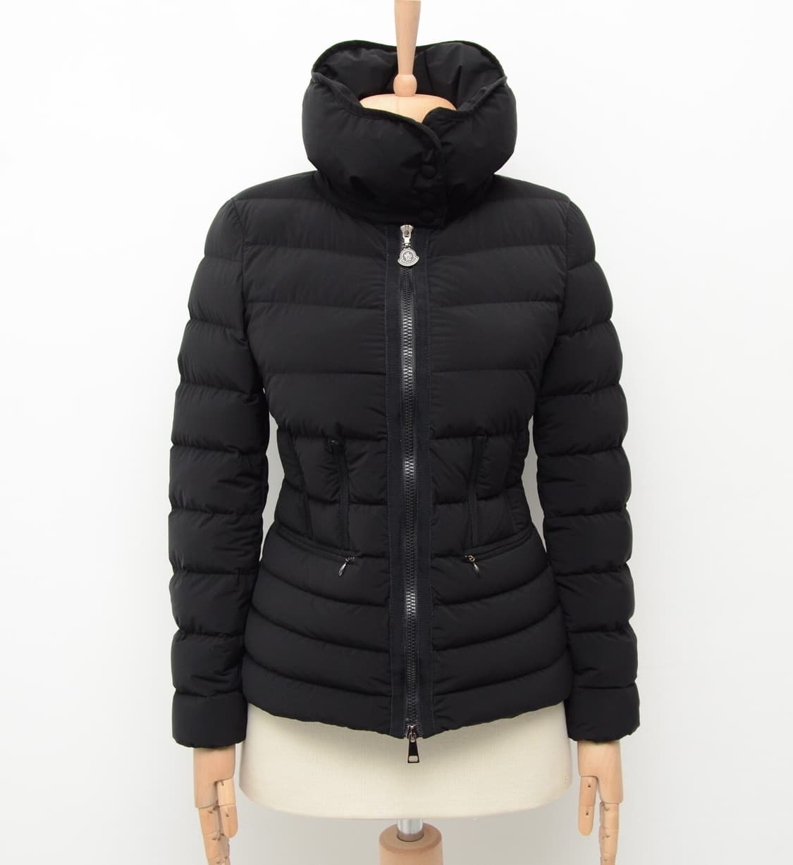 1 몽클레어 아이네이 다운 패딩 상품이미지9