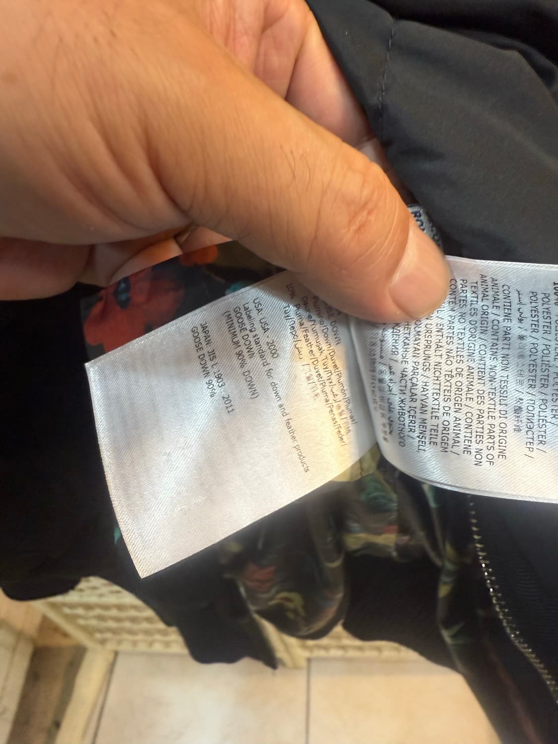 2/55-66 정품 몽클레어 케이퍼 패딩 팝니다 상품이미지5