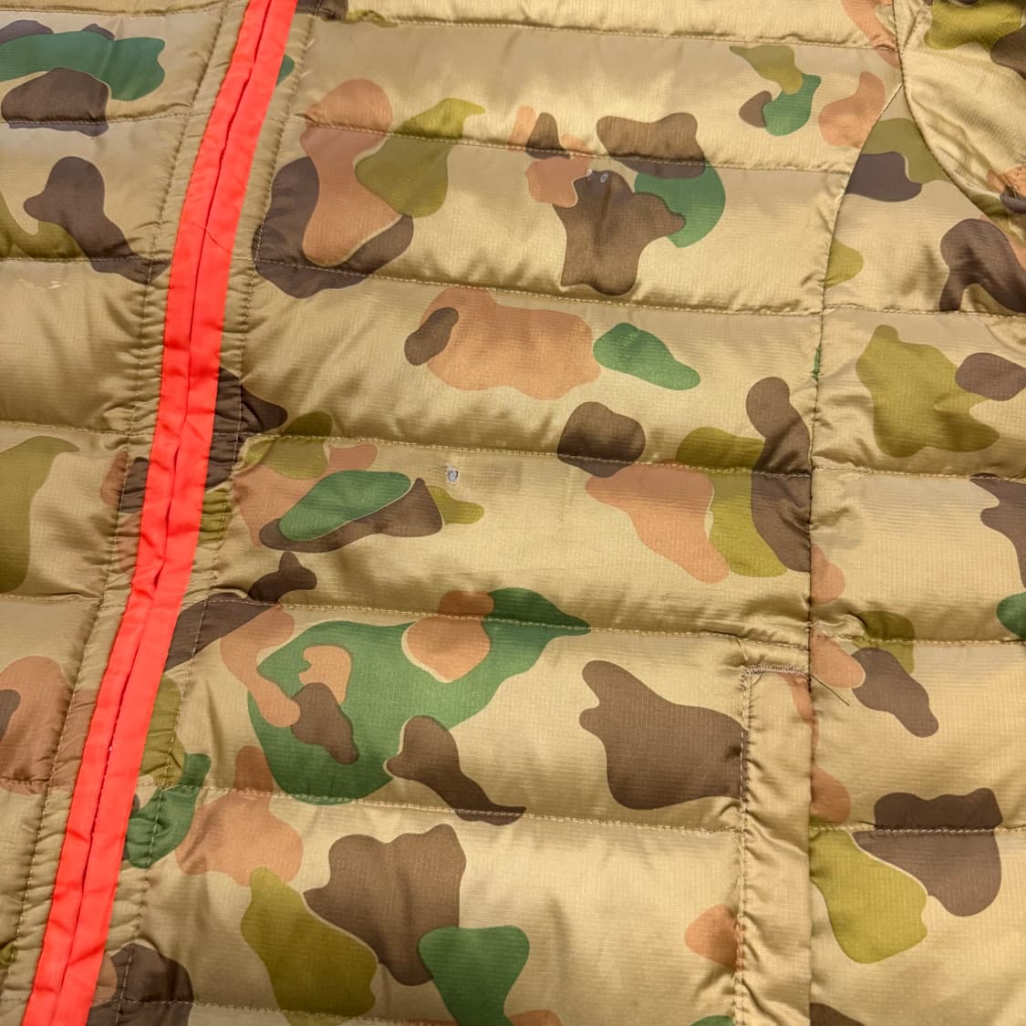 아디다스 카모 경량패딩 자켓 상품이미지2