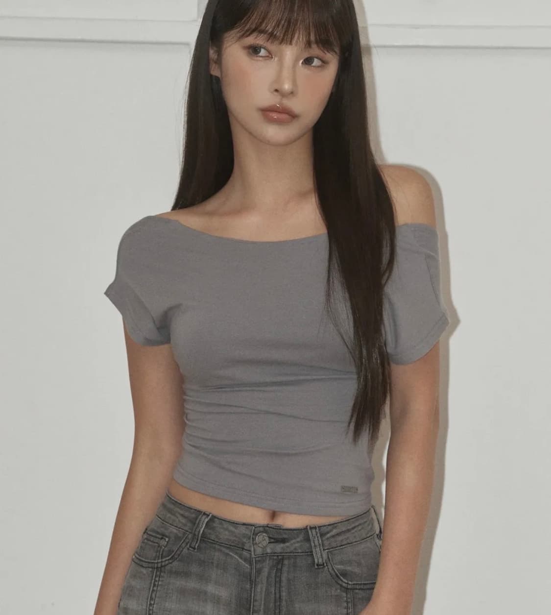 새상품 카키포인트 백 스트랩 티셔츠 그레이  상품이미지1