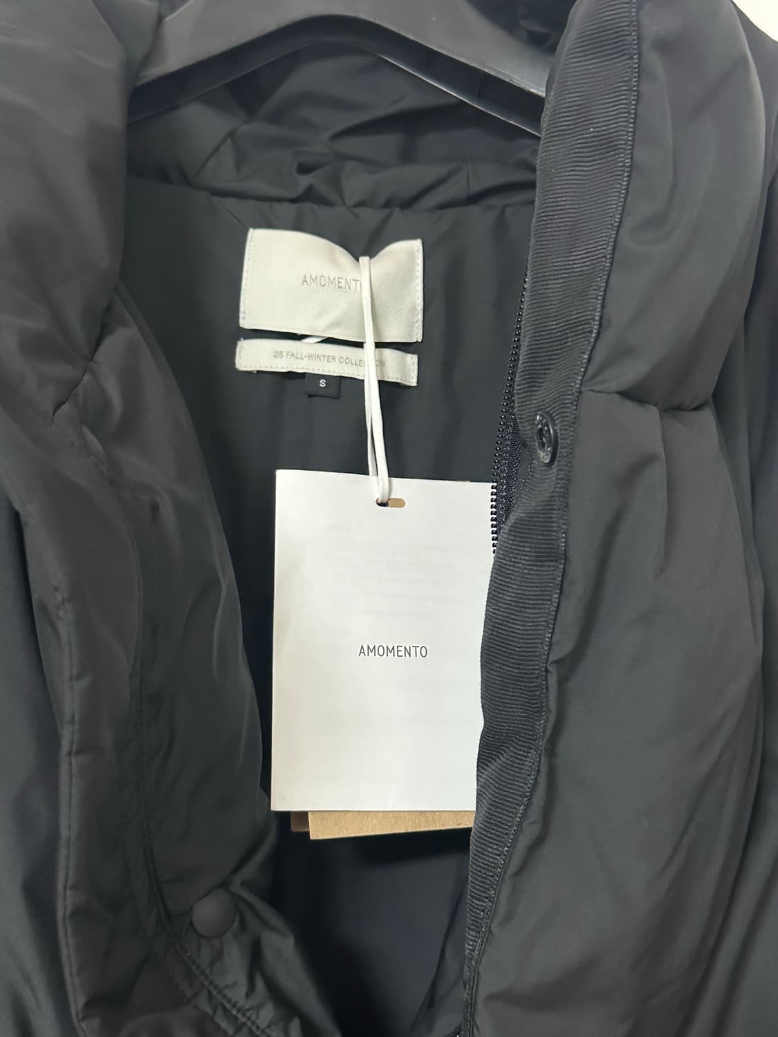 아모멘토 HOODED DOWN PUFFER 블랙 S 상품이미지5