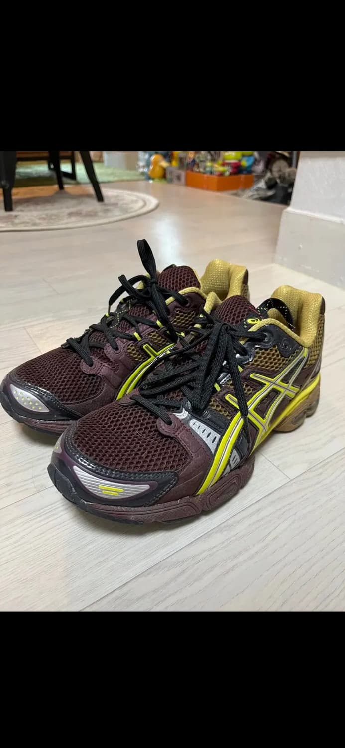 아식스 / 님버스 9 럼 레이즌 그린 쉰 /280 상품이미지1