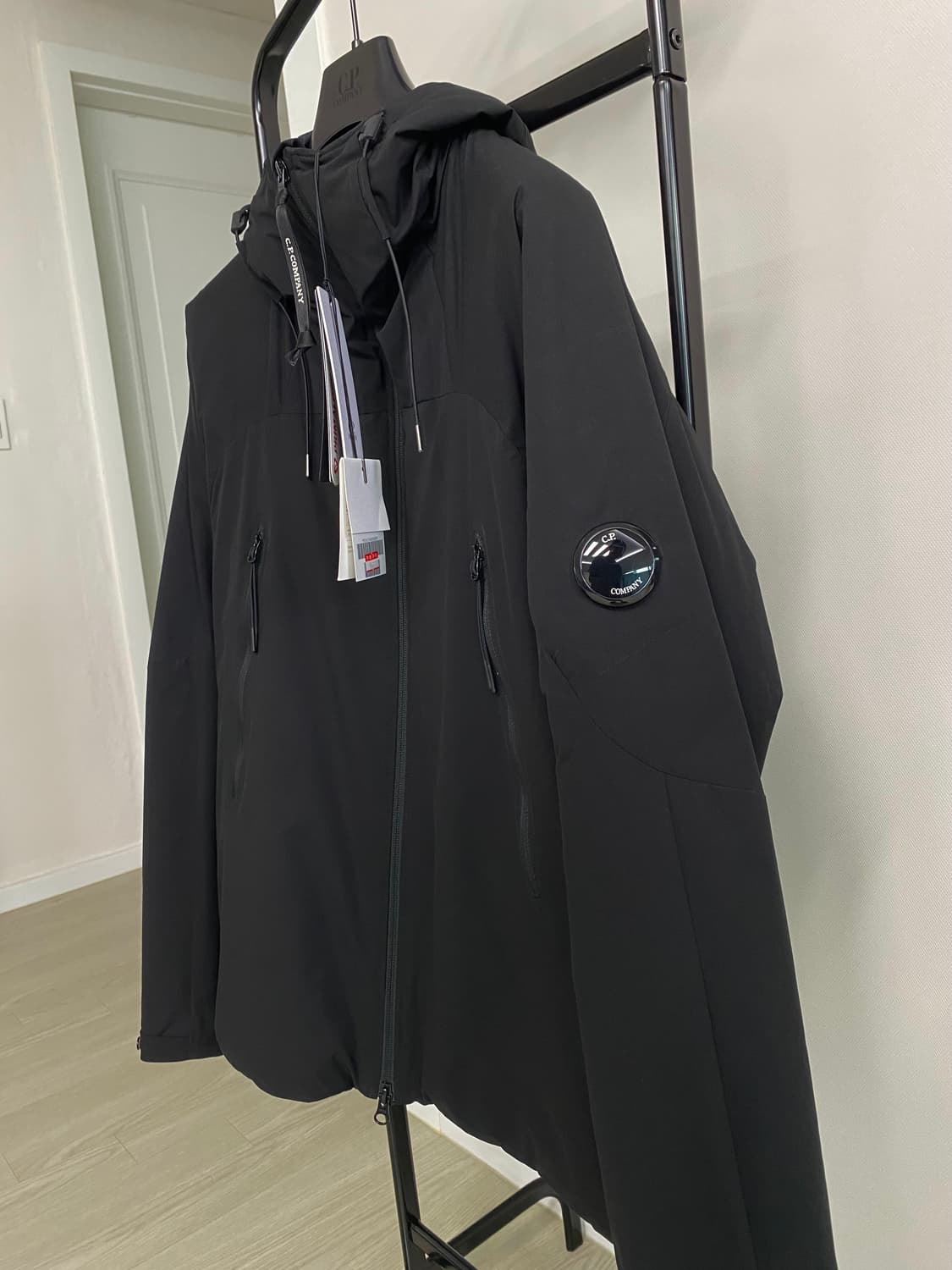 cp컴퍼니 프로텍 경량패딩 새상품 상품이미지2