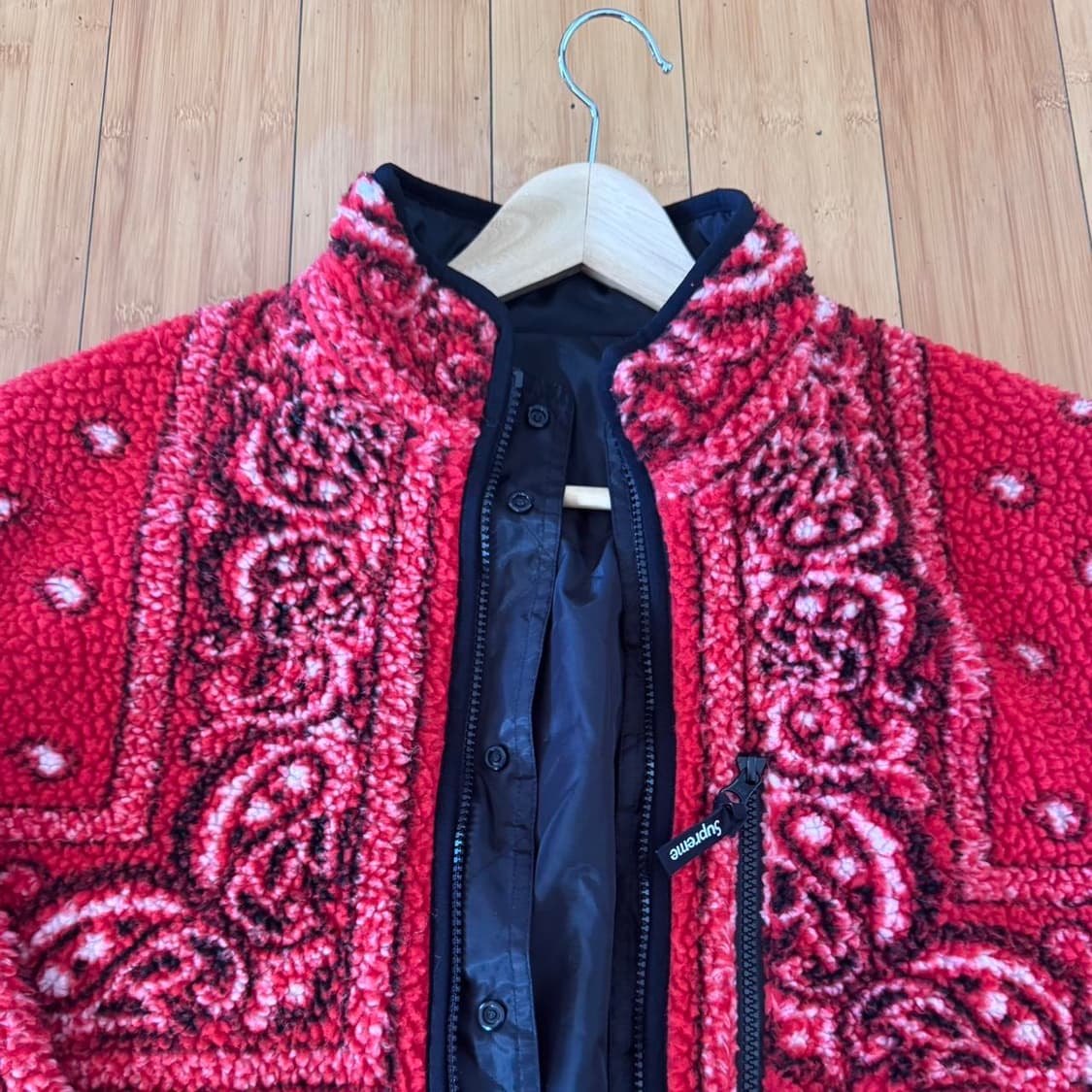 (스탁X 구매)슈프림 리버서블 반다나 플리스 자켓 레드 상품이미지2