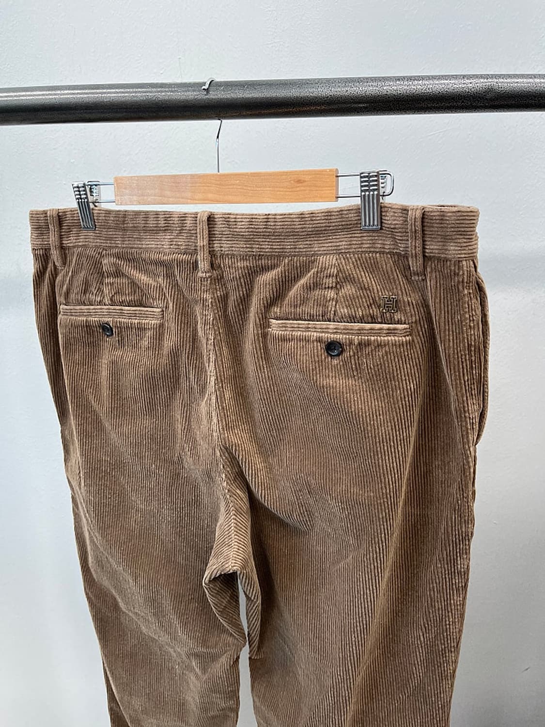 36-37) 헤지스 24fw 코듀로이 팬츠  상품이미지8