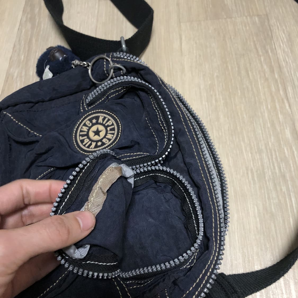 (OS) 키플링 KIPLING 빈티지 네이비 크로스백 가방 키플링크로스백 상품이미지4