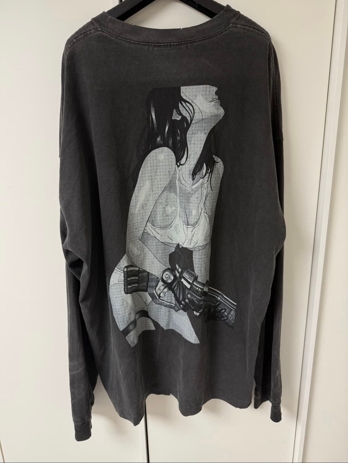 슈가펀치 간츠 롱슬리브 상품이미지1