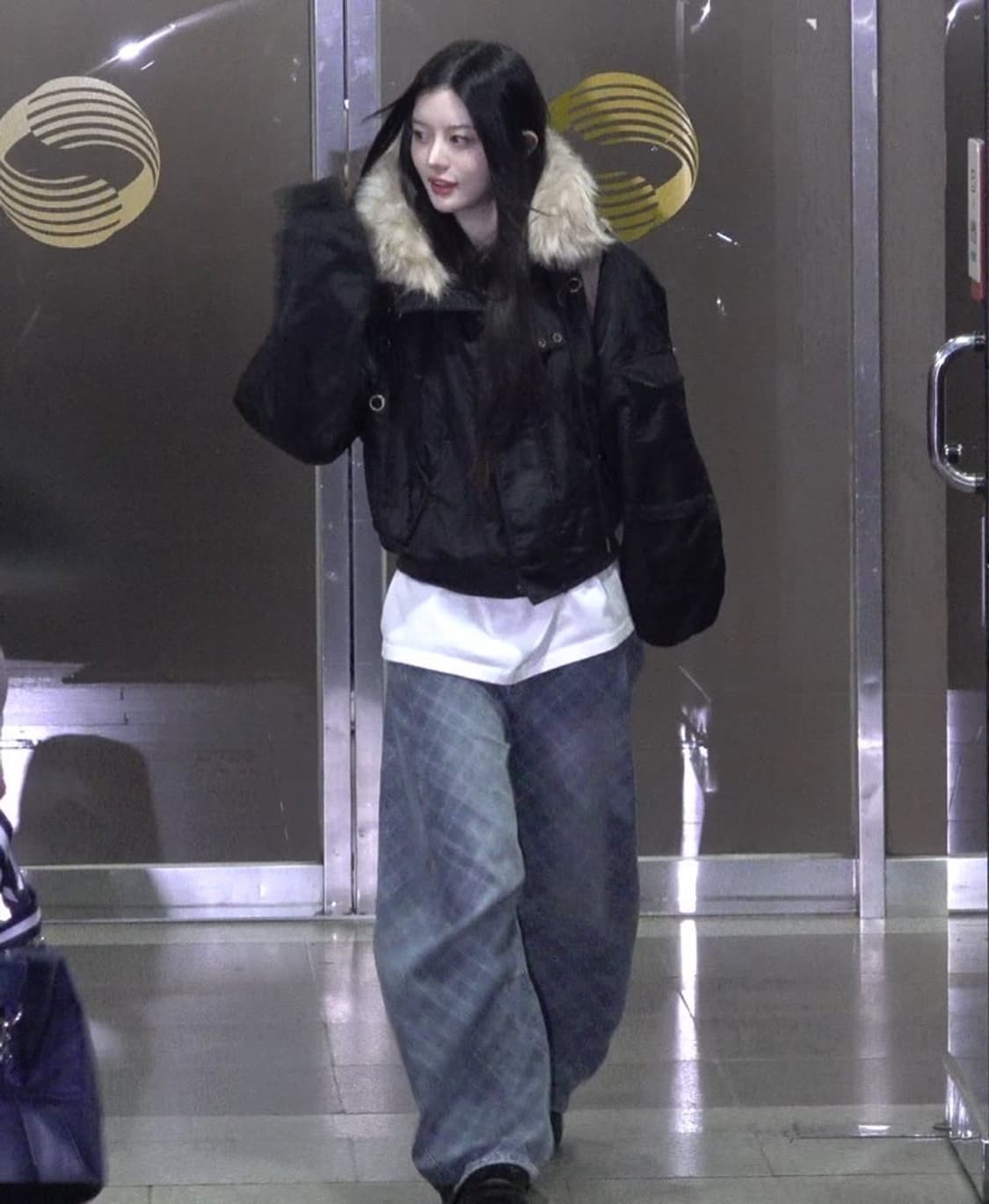 팬시클럽 아일렛 퍼 블랙 상품이미지1