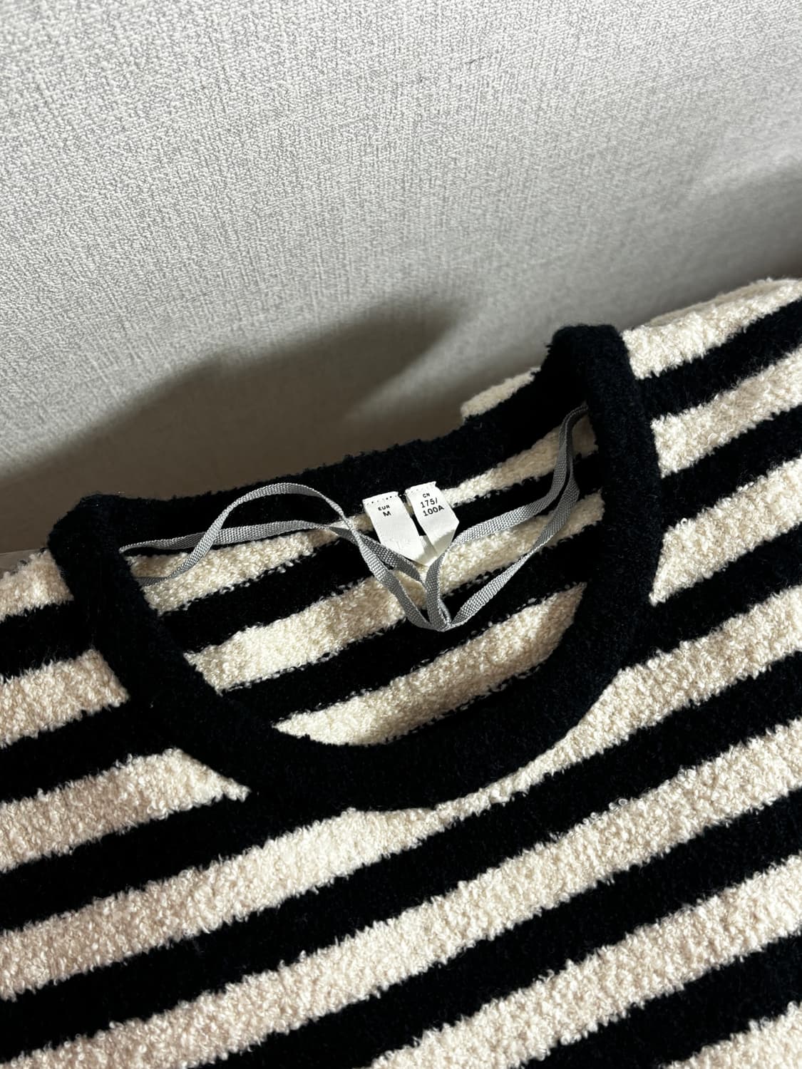 택포/S급) ARKET 릴랙스드 스트라이프 테리 니트 스웨터 상품이미지8