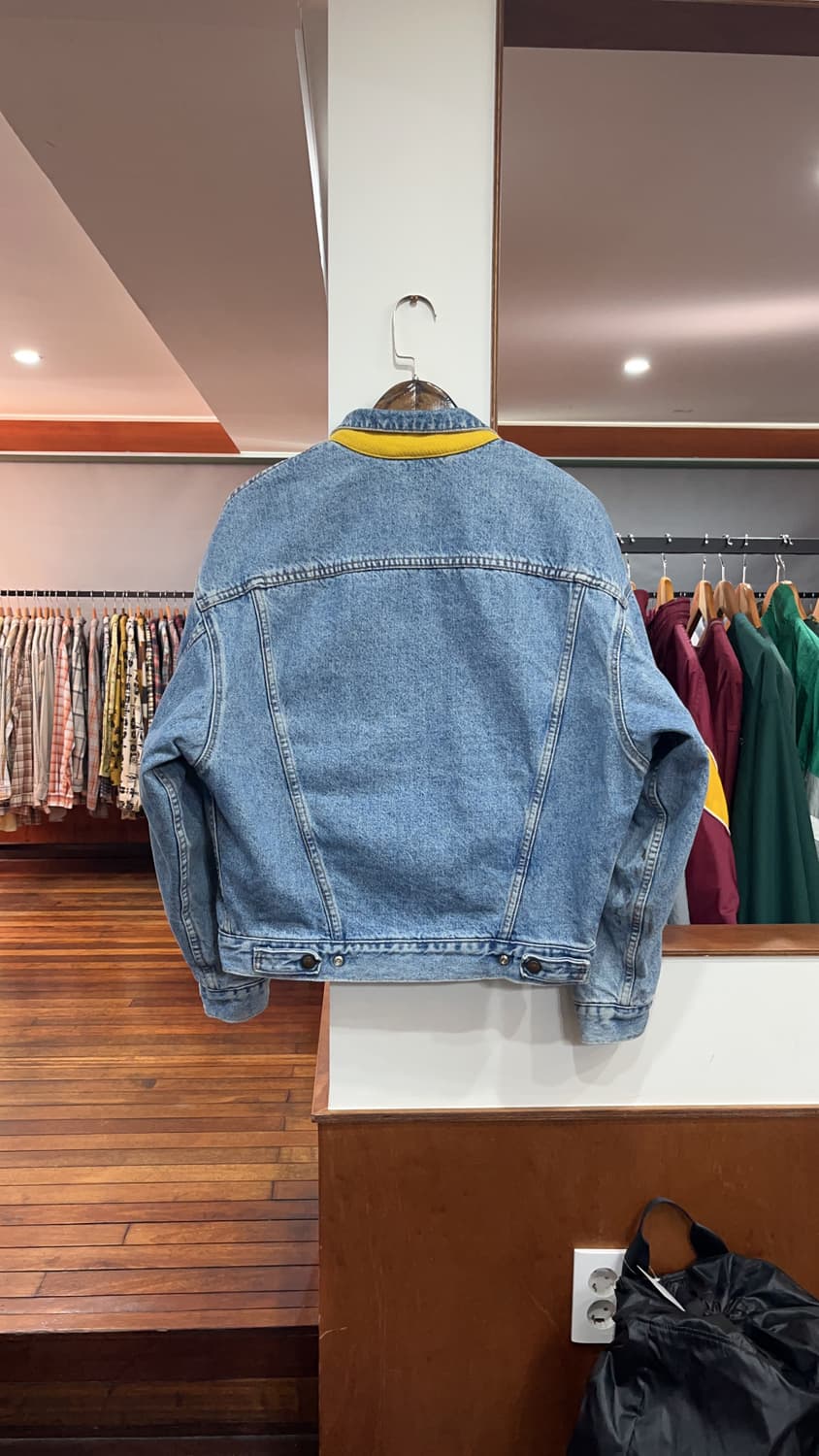 90s 리바이스 x 허드슨베이 리버시블 데님 트러커 상품이미지4