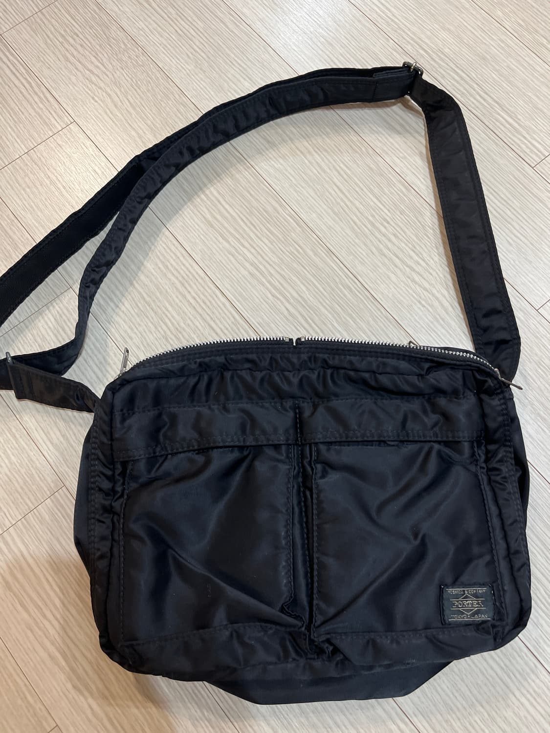 포터 탱커 크로스 라지 블랙 상품이미지1