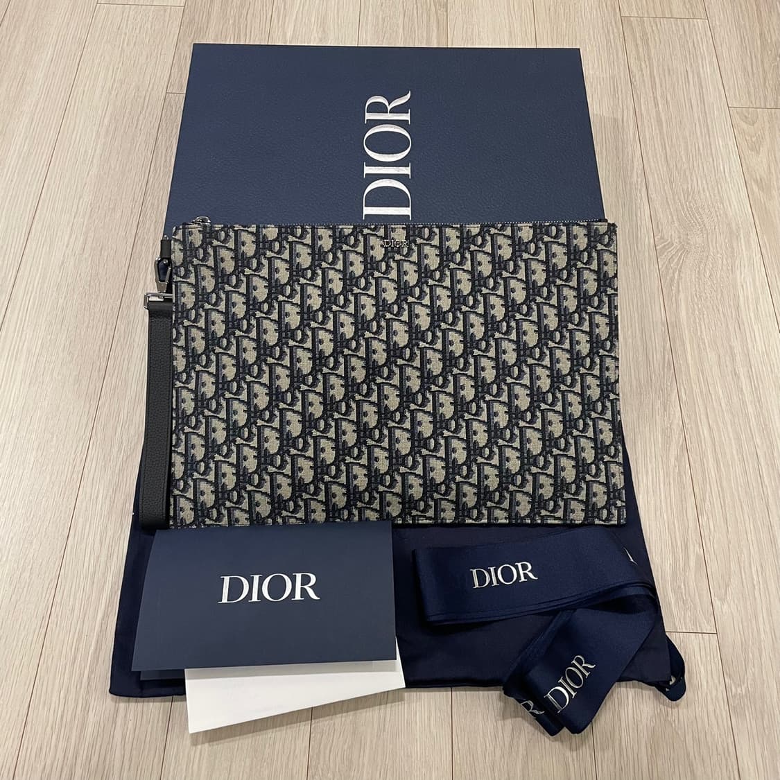 디올 오블리크 A4 클러치 상품이미지1