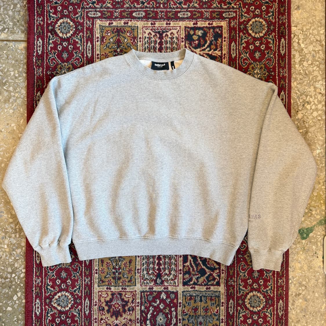 피어오브갓 에센셜 리플렉티브 백로고 스웻셔츠 [ 100 ] 상품이미지3