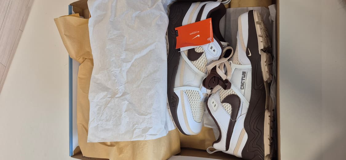 나이키 줌잭스필드 300 상품이미지3