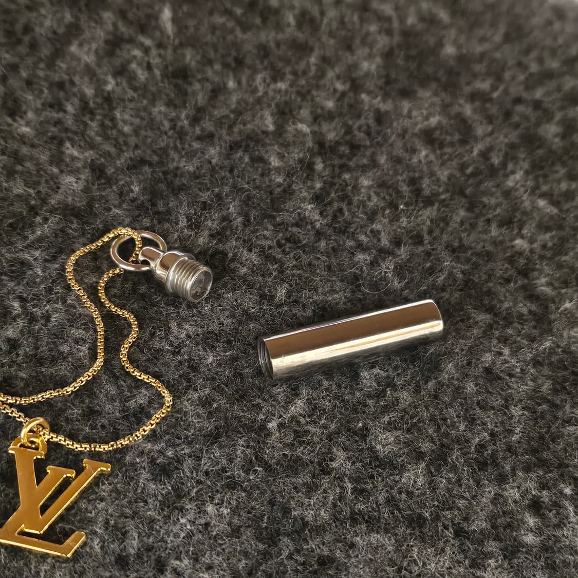 552 루이비통 보틀 필릭스 빈티지 업사이클링 남자 써지컬 목걸이 상품이미지4