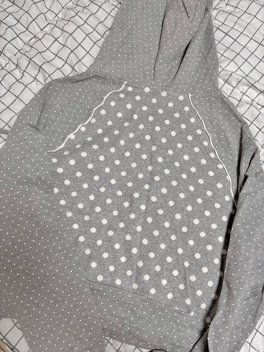 (새상품)허그유어스킨 도트 빅 포켓 후드집업 그레이 상품이미지5