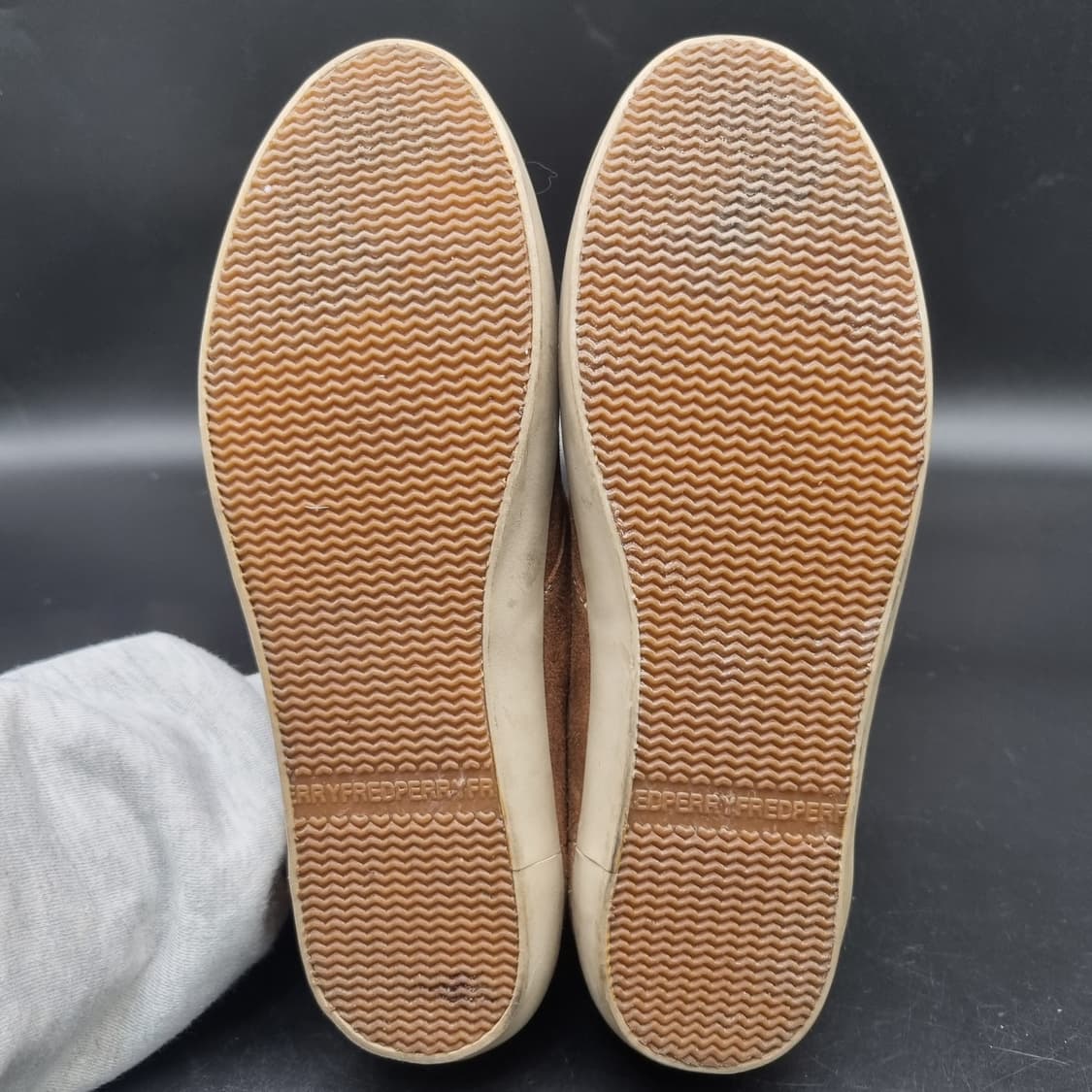 프레드페리 스웨이드 미드250 상품이미지3