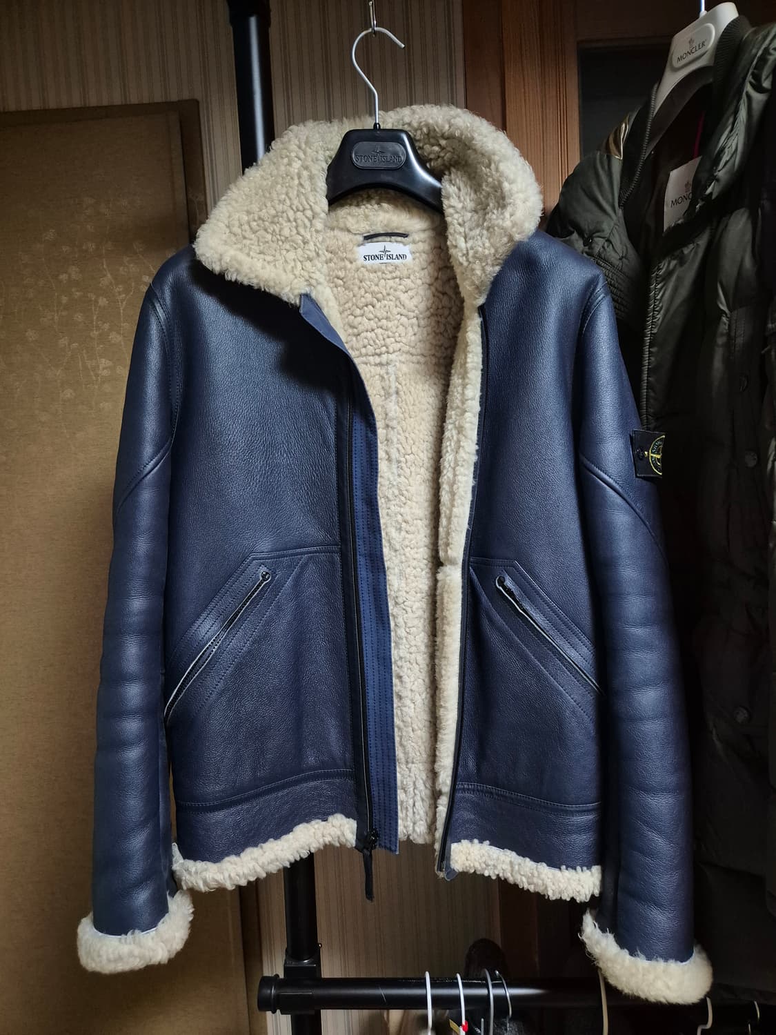 스톤아일랜드 양가죽 무스탕 상품이미지1