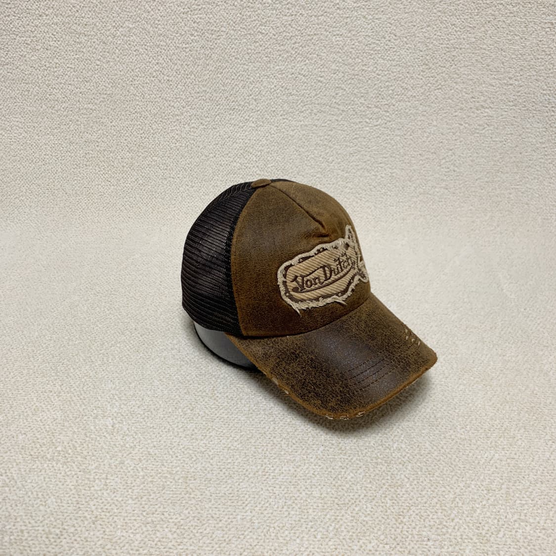 Von Dutch Vintage Distressed Trucker Cap 상품이미지4