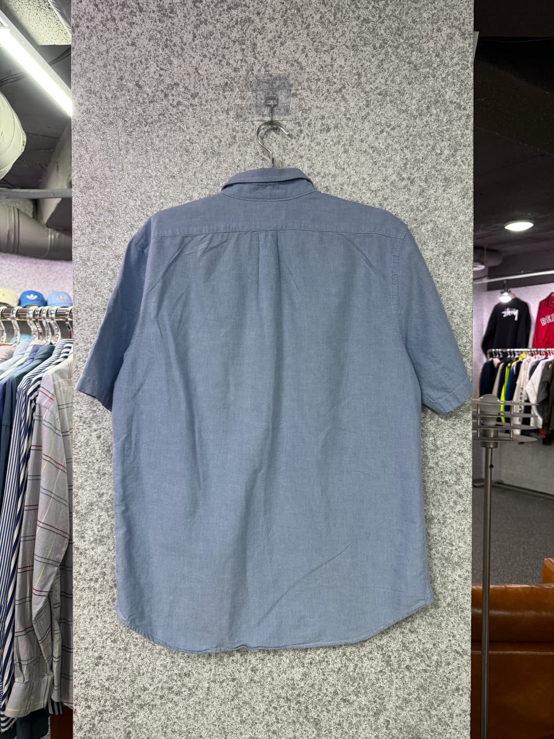 칼하트 버튼다운 샴브레이 반팔 워크셔츠 B4697 상품이미지3