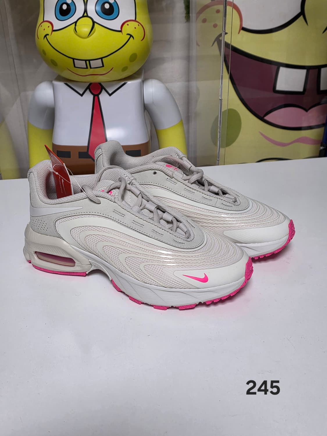 나이키 에어맥스 파이어 팬텀 라이트 본 245 상품이미지1