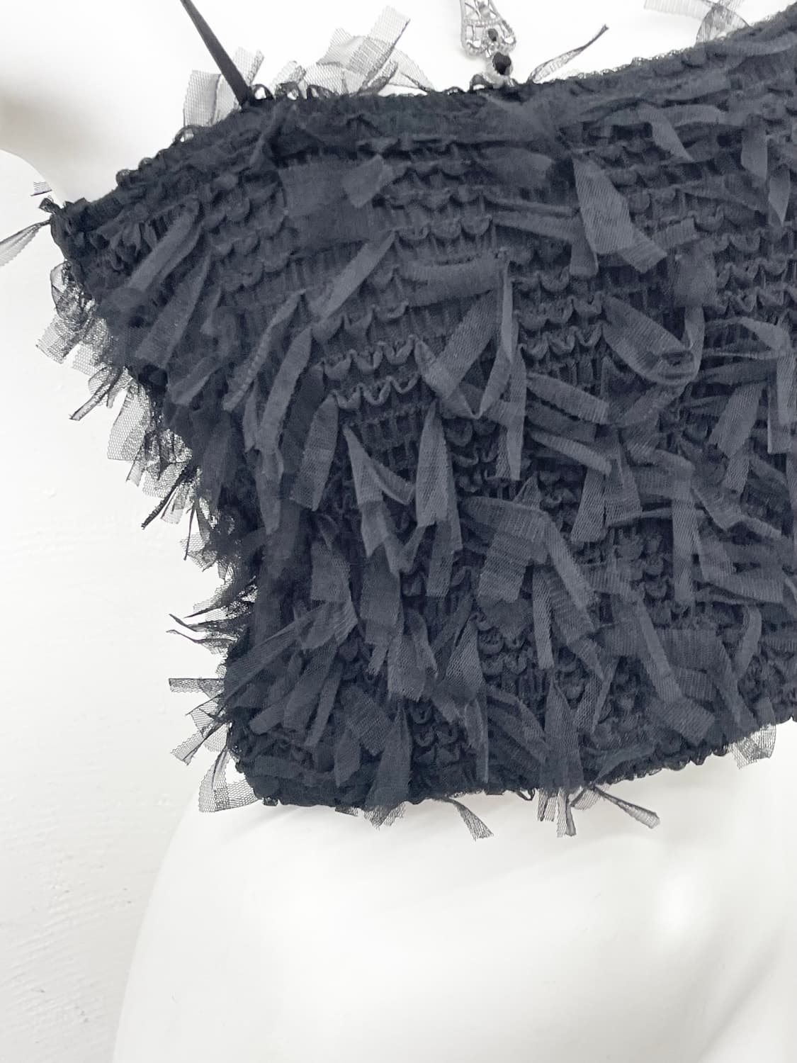 블랙 그런지 디테일 탑 상품이미지3