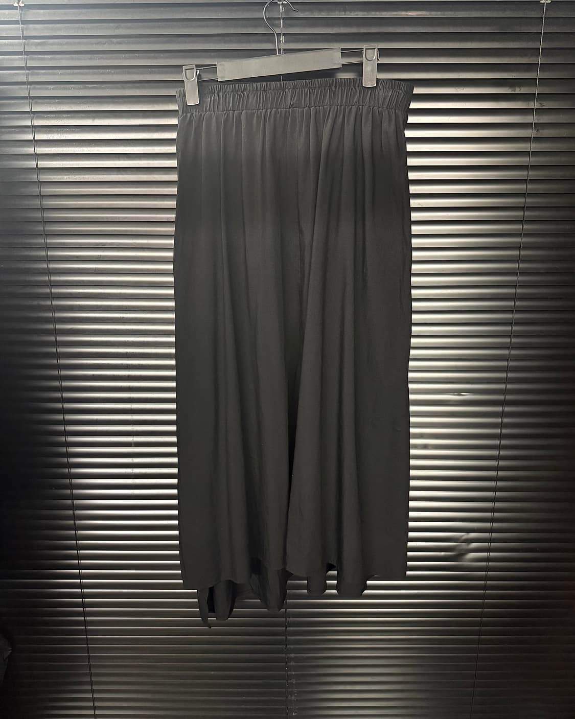 보니스팍스 블랙 망사 랩 스커트 사선 린넨 느낌 밴딩 치마 블랙 다크웨어 상품이미지5