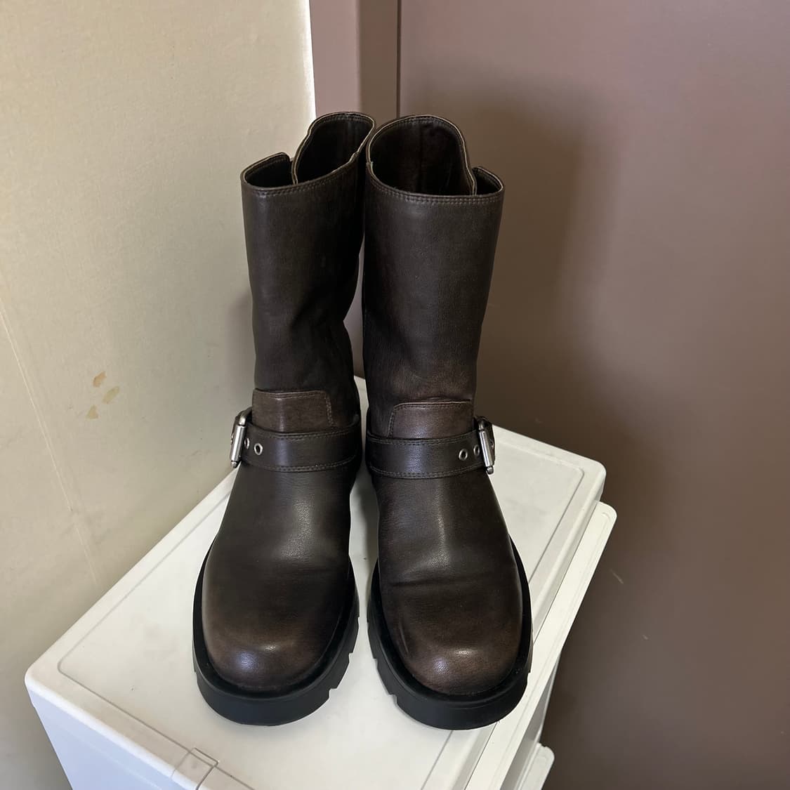 자라 버클 바이커 부츠 상품이미지4