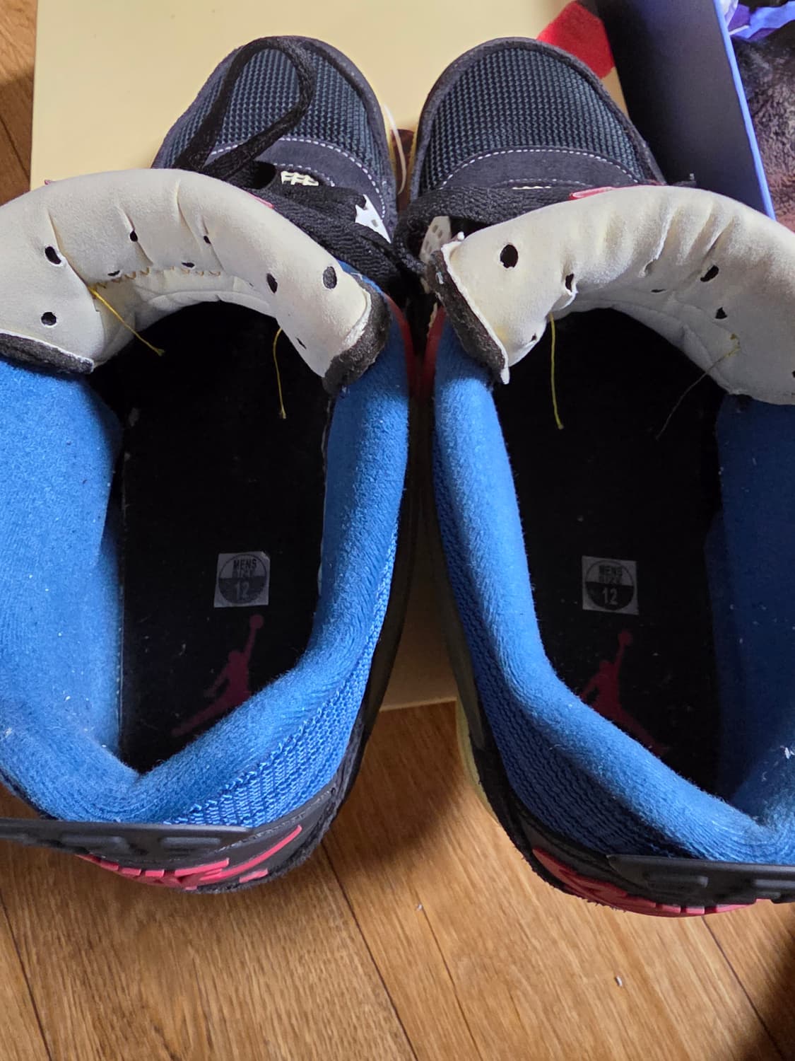 나이키 조던4 유니온 오프느와르 상품이미지5