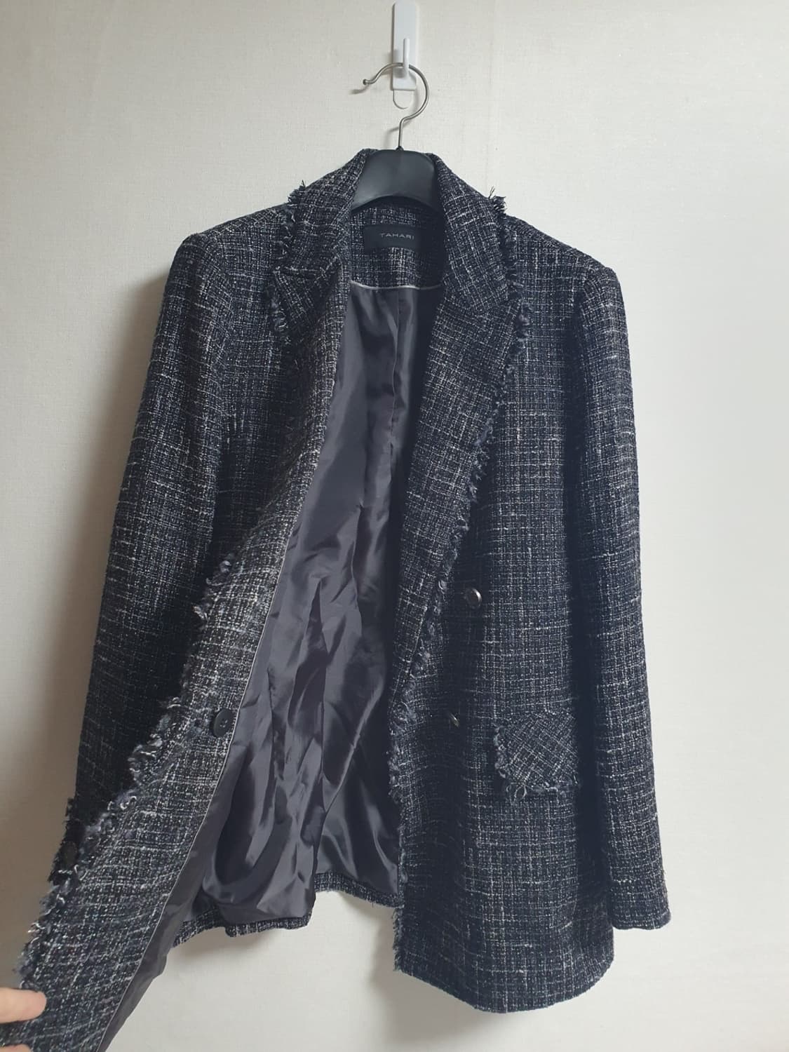 타하리 블랙 더블 트위드 자켓 95 상품이미지2