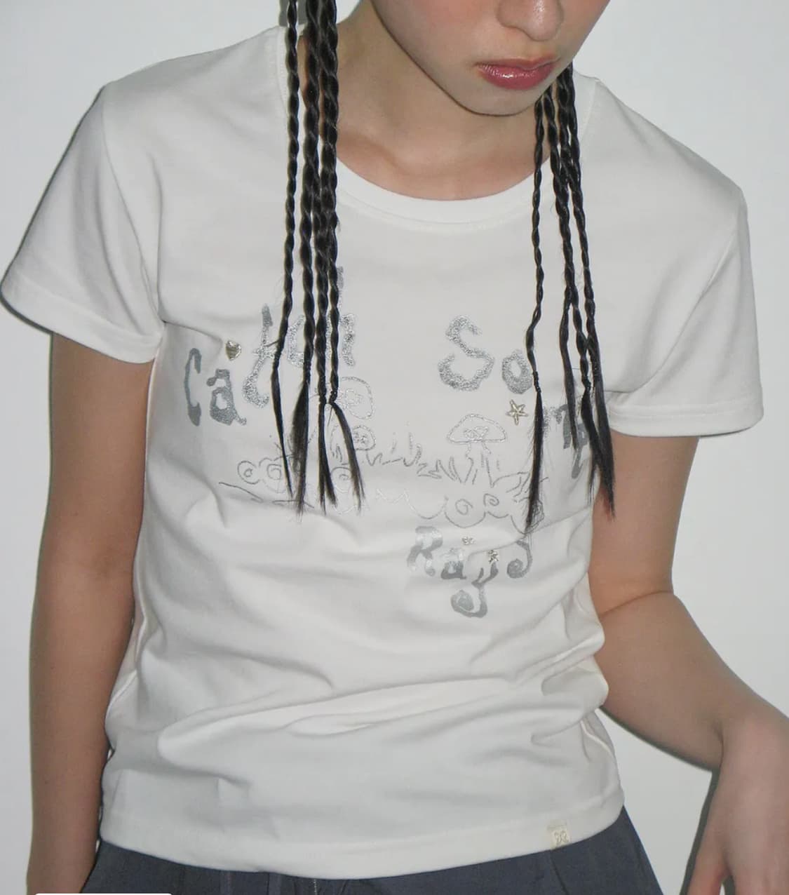 Catch Embroidery T-Shirt [Off White] 상품이미지1