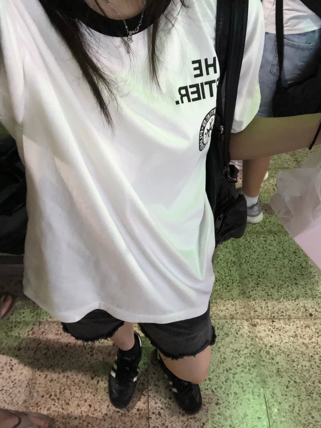 펀치드렁크파티즈 파티어 링거티 화이트 상품이미지1