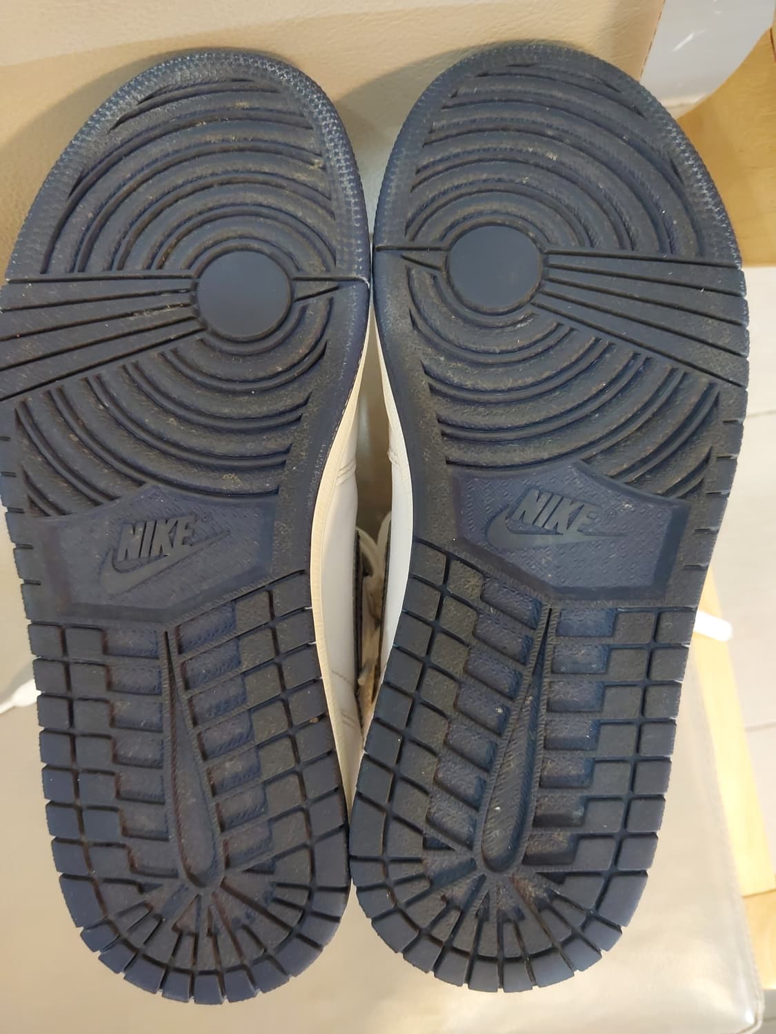 나이키 에어 조던 1 레트로 하이 OG 메탈릭 네이비 맨사이즈 250mm 상품이미지5