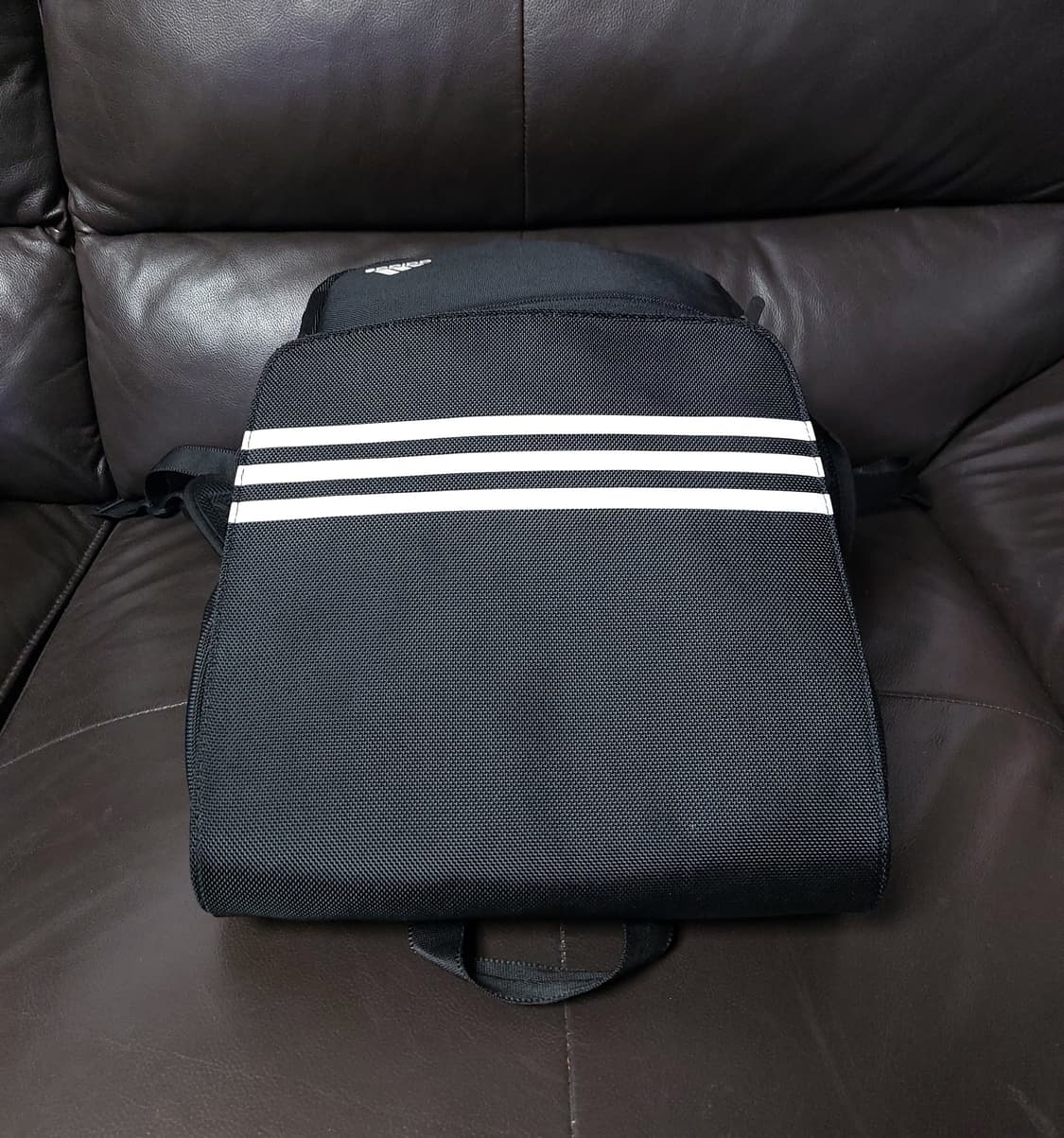 아디다스 트랜드 3S 스퀘어 백팩

 상품이미지4