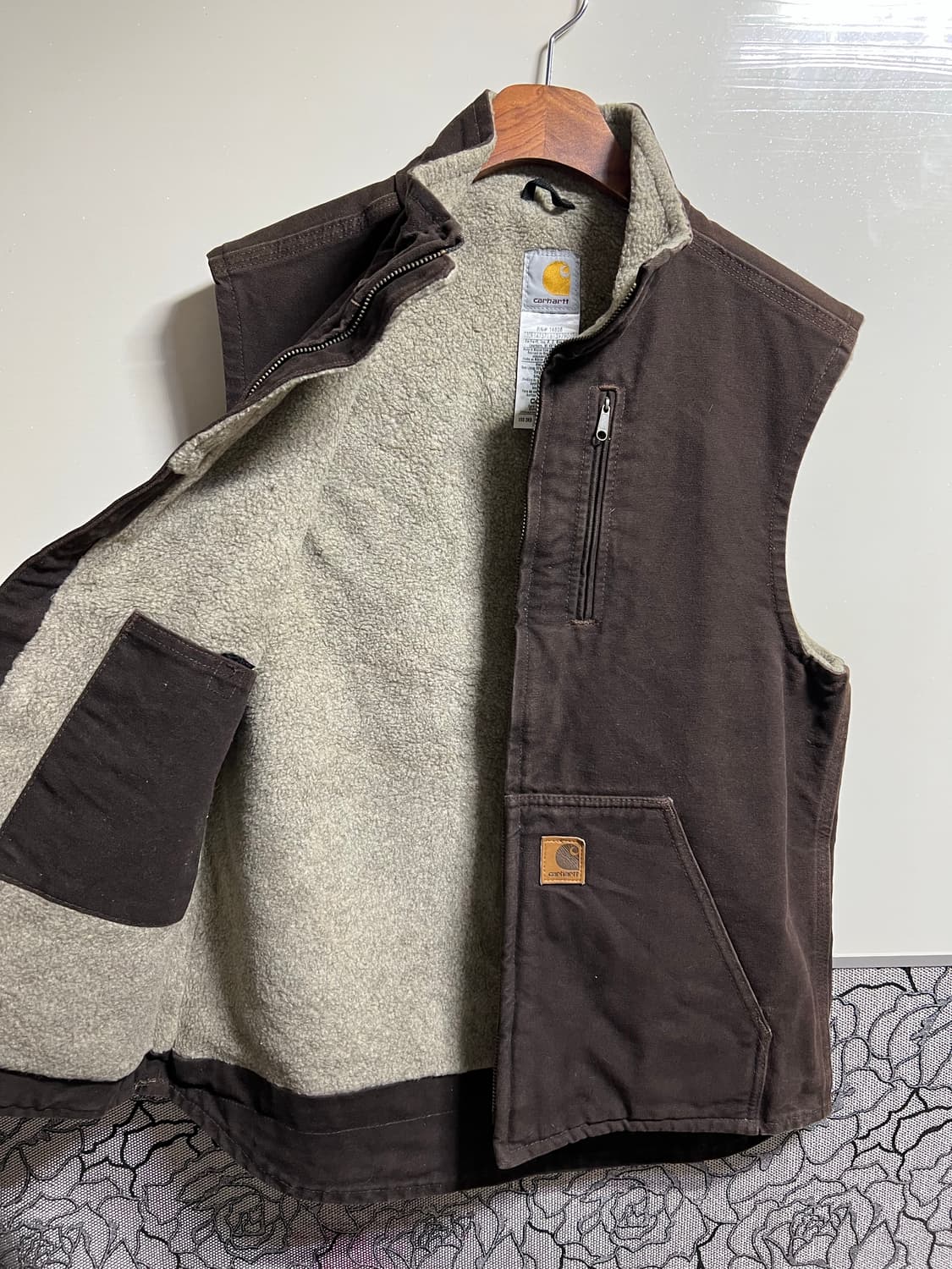 칼하트 셰르파 브라운 베스트 상품이미지6